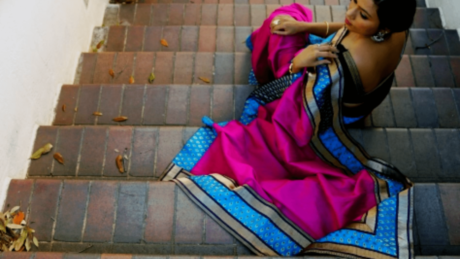 Six yards of elegance – Part 2