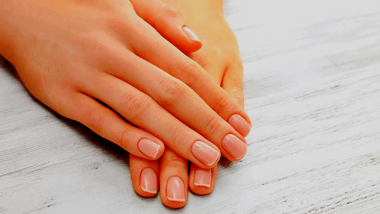 Fingernails are clues to the health condition